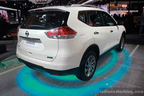 Nissan X-Trail Hybrid ������������ �� Auto Expo 2016