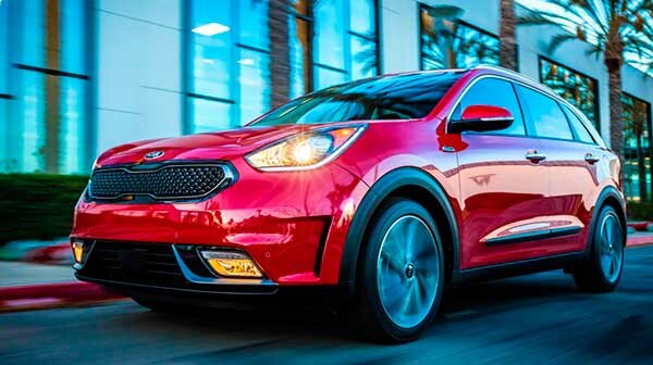 Киа представила свой первый гибридный внедорожник «Niro» Киа представила свой первый гибридный внедорожник «Niro»